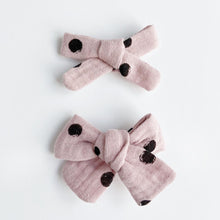 Load image into Gallery viewer, Lilac Spot Double Gauze Hand Tied Cotton Hair Bow
