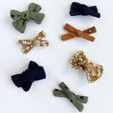 Load image into Gallery viewer, Khaki Green Spot Hand Tied Cotton Hair Bow
